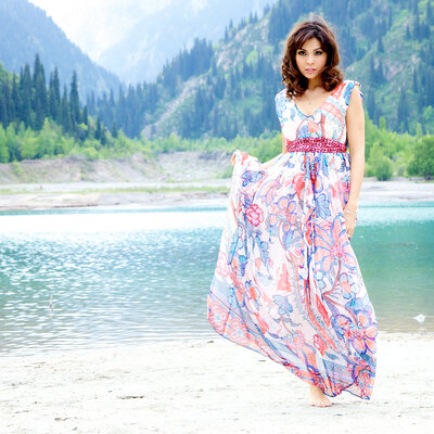Песня Dinara Sultan – Energy of Love